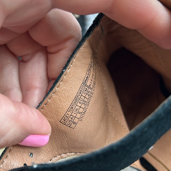 Like New Vionic Lacey Tortoise Block Heel Slingback Black Suede Booties - Picture 5 of 11